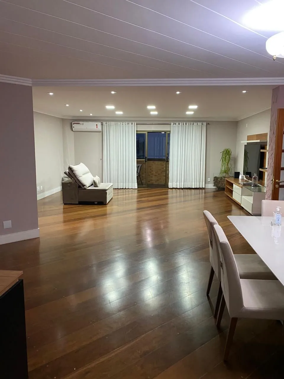 Foto do imóvel Apartamento à Venda Edifício Maxims, 4 quartos, suítes, 3 vagas, 238m²· Santo Antônio · São Caetano do Sul/SP em Santo Antônio, São Caetano do Sul - Sao Paulo