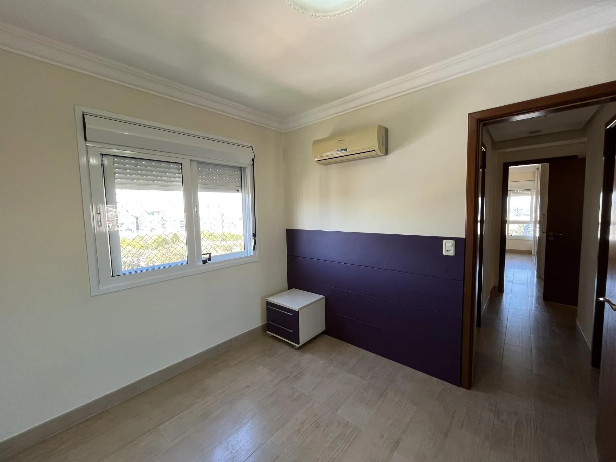 Imagem Apartamento de 3 quartos, suíte e 2 vagas de garagem no bairro Higienópolis POA