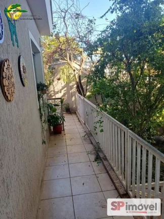 Imagem SOBRADO 230M² C/ 3 DORMS SENDO 1 SUITE E 3 VAGAS NA AGUA FRIA