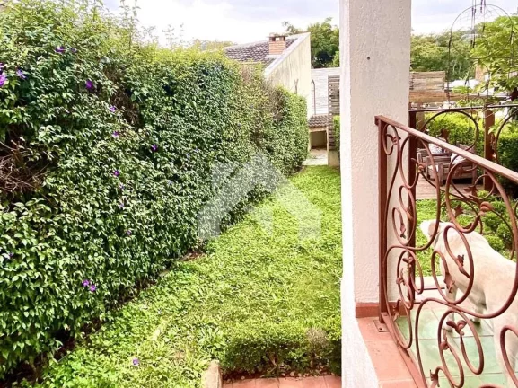 Imagem Casa de Condomínio em Moinho Velho - Cotia