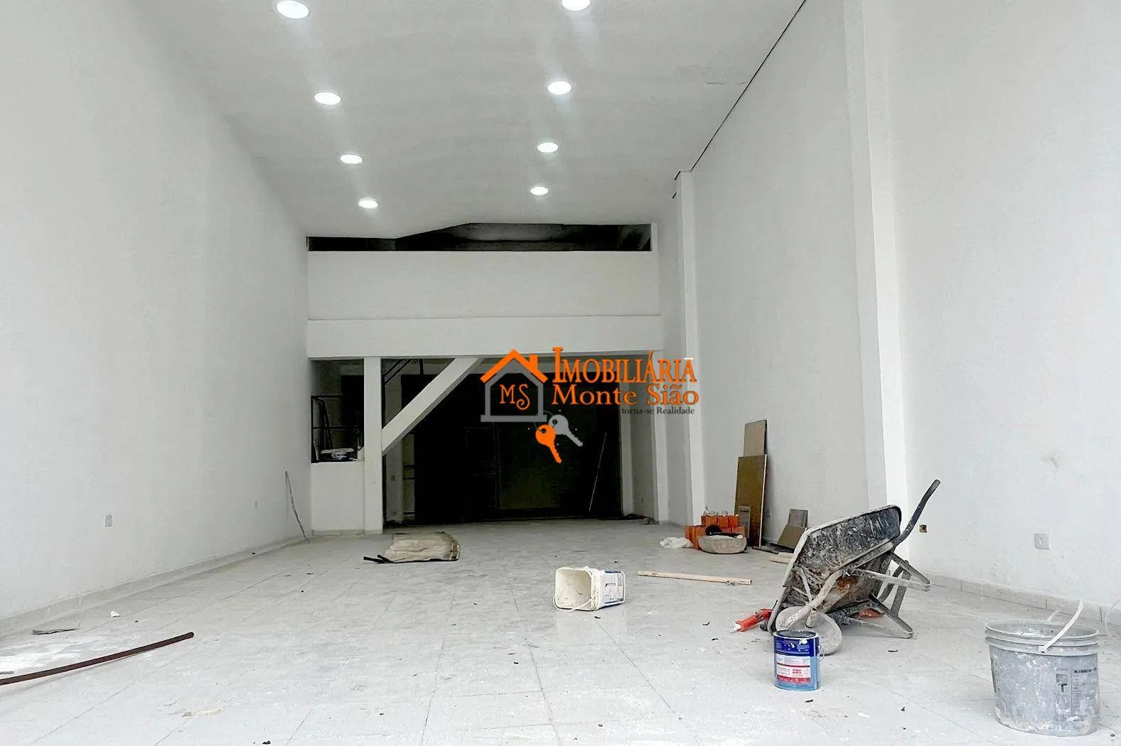 Imagem Salão para alugar, 161 m² por R$ 8.900,00/mês - Jardim Zaira - Guarulhos/SP