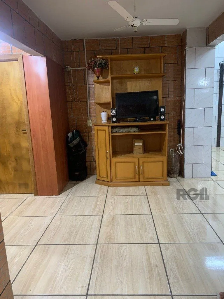 Imagem Vende-se casa 3 quartos com suíte e 3 vagas de garagem - 130m² - Jardim Itu Sabará