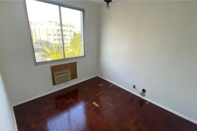 Imagem Apê Acolhedor com 2 Quartos na Praça Seca!