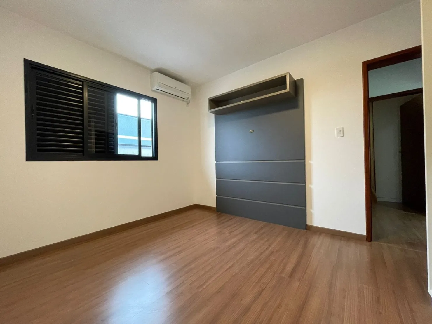 Imagem Casa à venda 3 Quartos, 1 Suite, 4 Vagas, 250M², Caminho Novo, Tremembé - SP | Campos do Conde 1