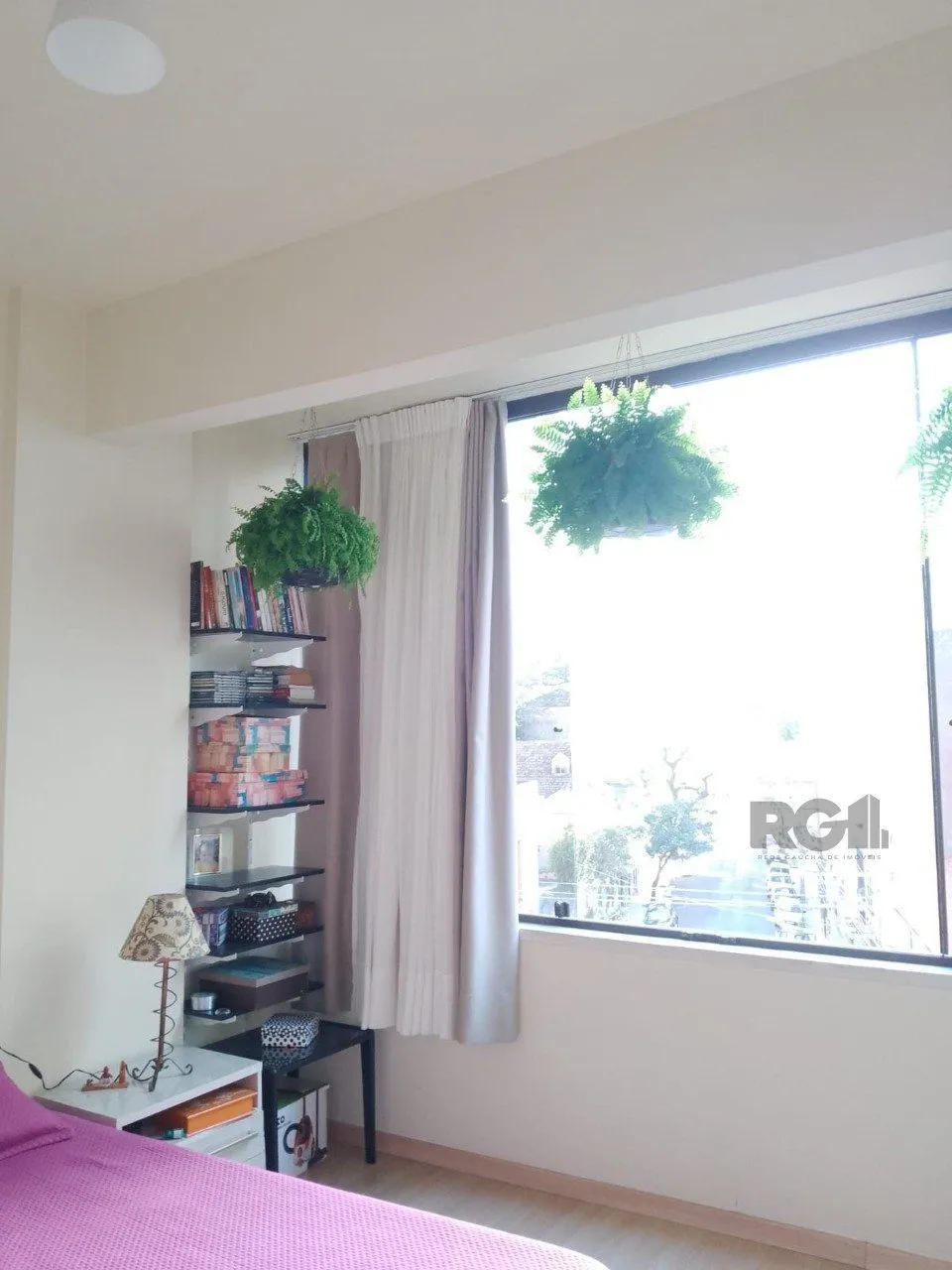 Imagem Apartamento 2 Dormitórios,frente,Bairro Cidade Baixa
