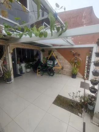 Imagem Sobrado à venda no bairro Bairro Alto - Curitiba/PR