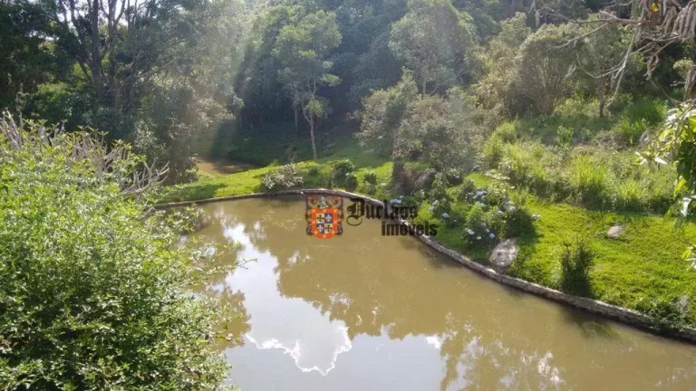 Imagem Sítio com 3 dormitórios à venda, 25000 m² por R$ 949.000 - Mato Dentro- Camanducaia/MG