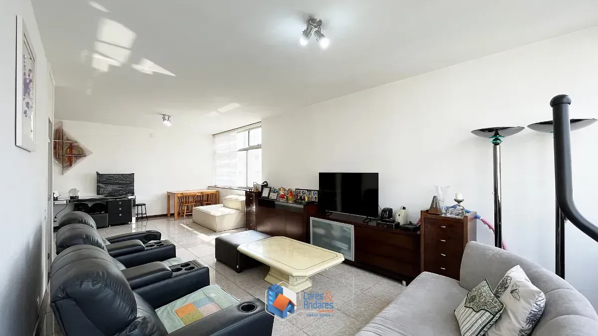 Imagem Apartamento para venda em Santa Cecília com 3 quartos, sendo 1 suíte, 178m²