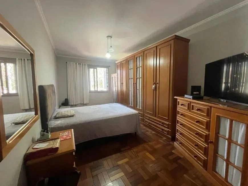 Imagem Casa ampla com 4 dormitórios e espaço gourmet no São Sebastião