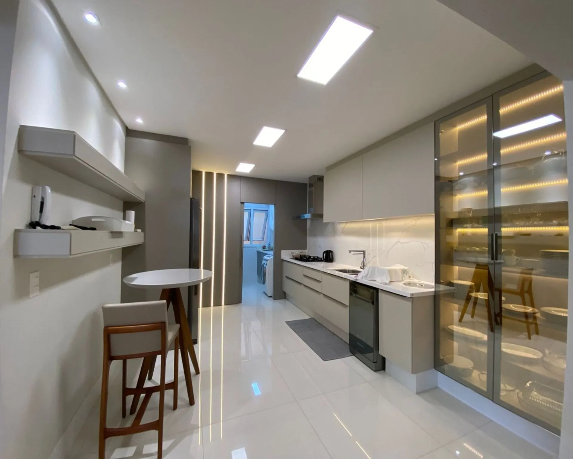 Imagem Apartamento 4 suítes, 230 m², em Jurerê In