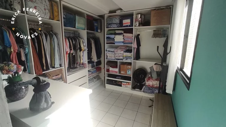 Imagem Apartamento de três dormitório sendo uma suite, a venda na avenida beira mar praia do Morro Guarapari-ES área lazer completo na cobertura.
