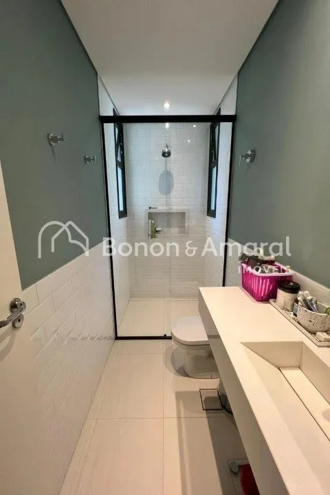 Imagem Casa de Condomínio com 500 m² e 4 quartos
