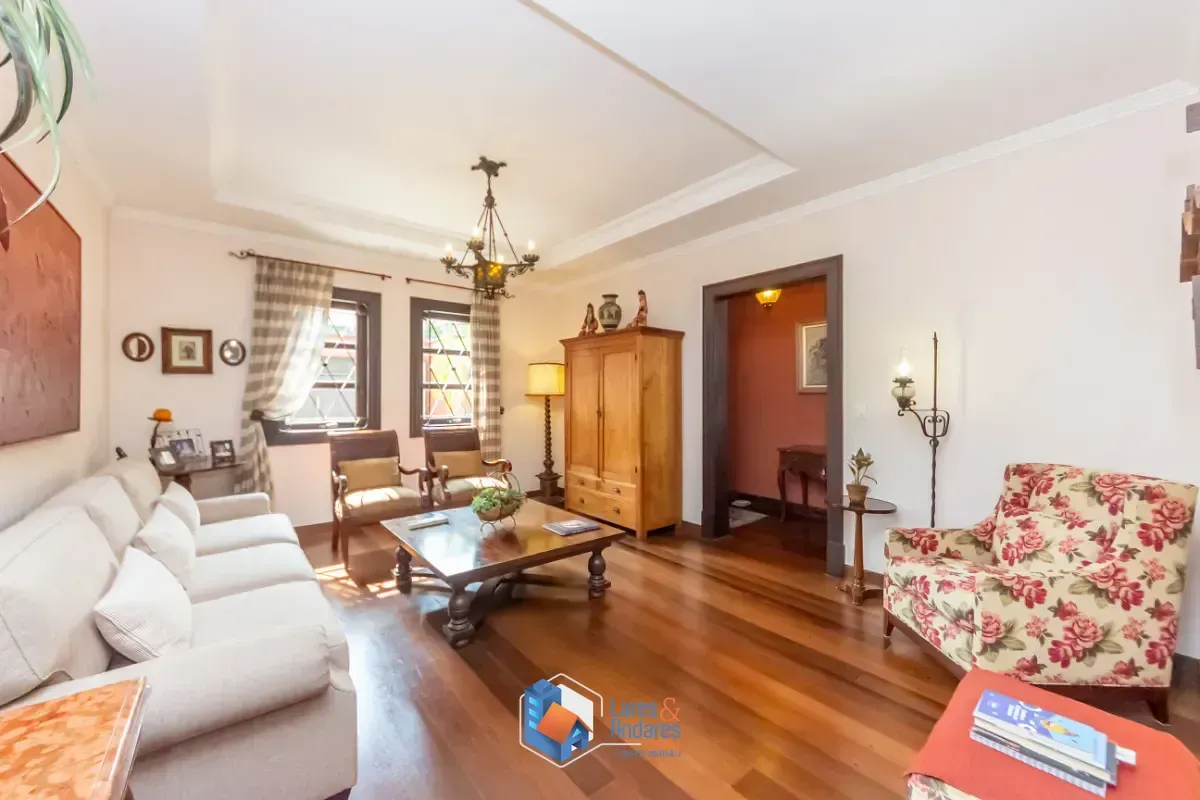 Imagem Casa para venda em Planalto Paulista com 3 quartos, 294m²