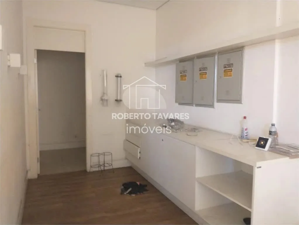 Imagem Galpão comercial para locação Butantã - com 1.268m² de área útil - 10 Salas, 10 vagas de garagens.
