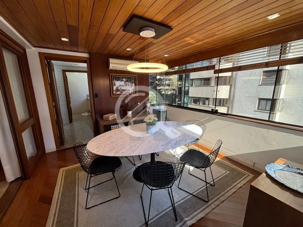 Imagem Oportunidade Imperdível: Apartamento Alto Padrão à Venda! Descrição: Se você busca luxo, confo...