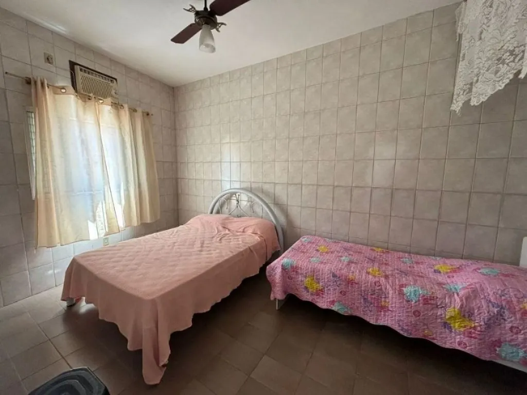 Imagem CASA COM 50,00 m² - AVIAÇÃO - PRAIA GRANDE SP
