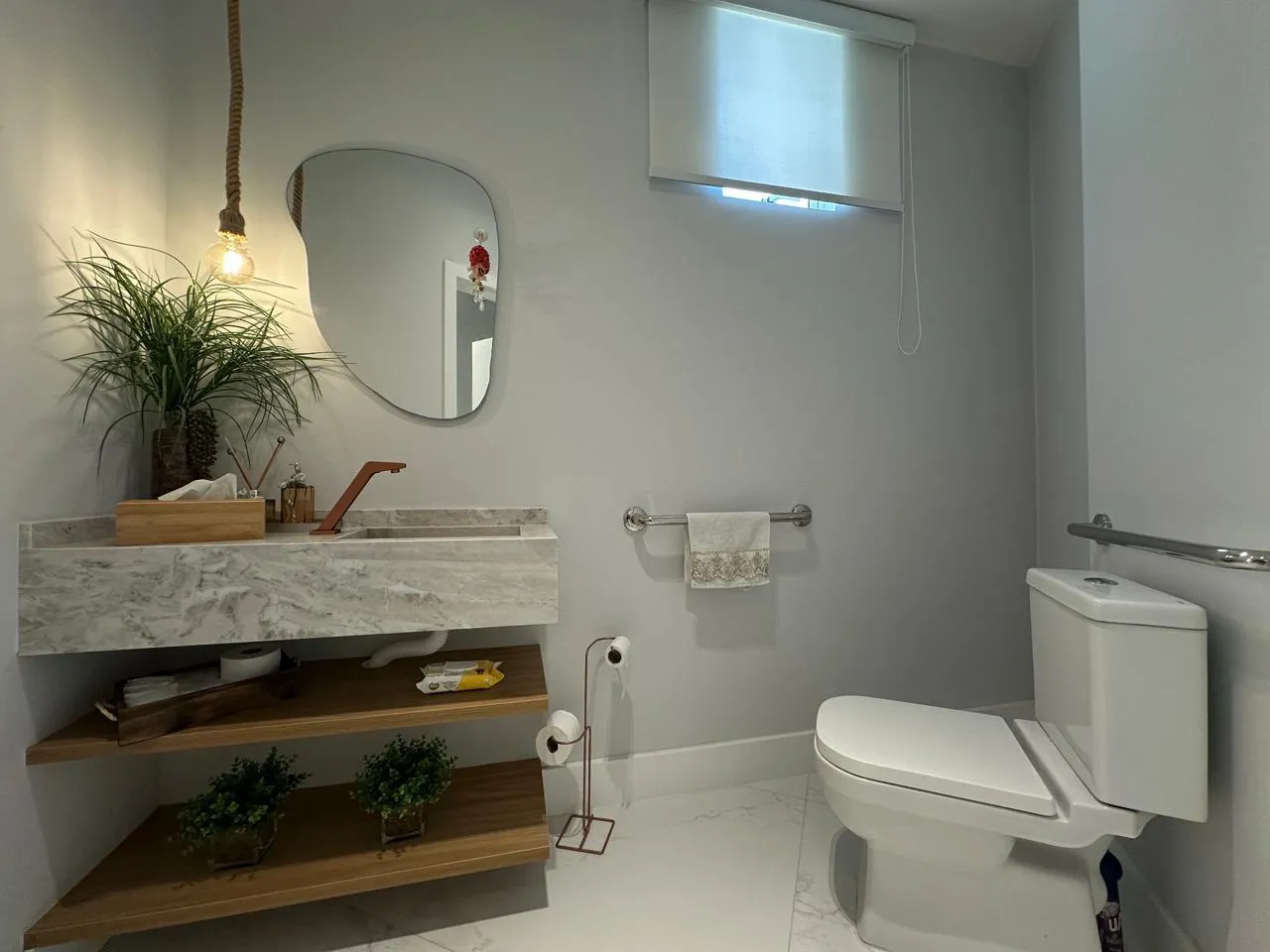 Imagem Ponto Comercial à venda com 56m2 por R$ 65.000,00