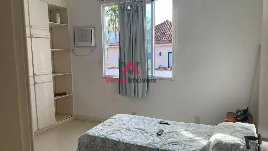 Imagem Casa em Condomínio para Venda em Rio de Janeiro, Barra da Tijuca, 5 dormitórios, 2 suítes, 5 banheiros, 3 vagas