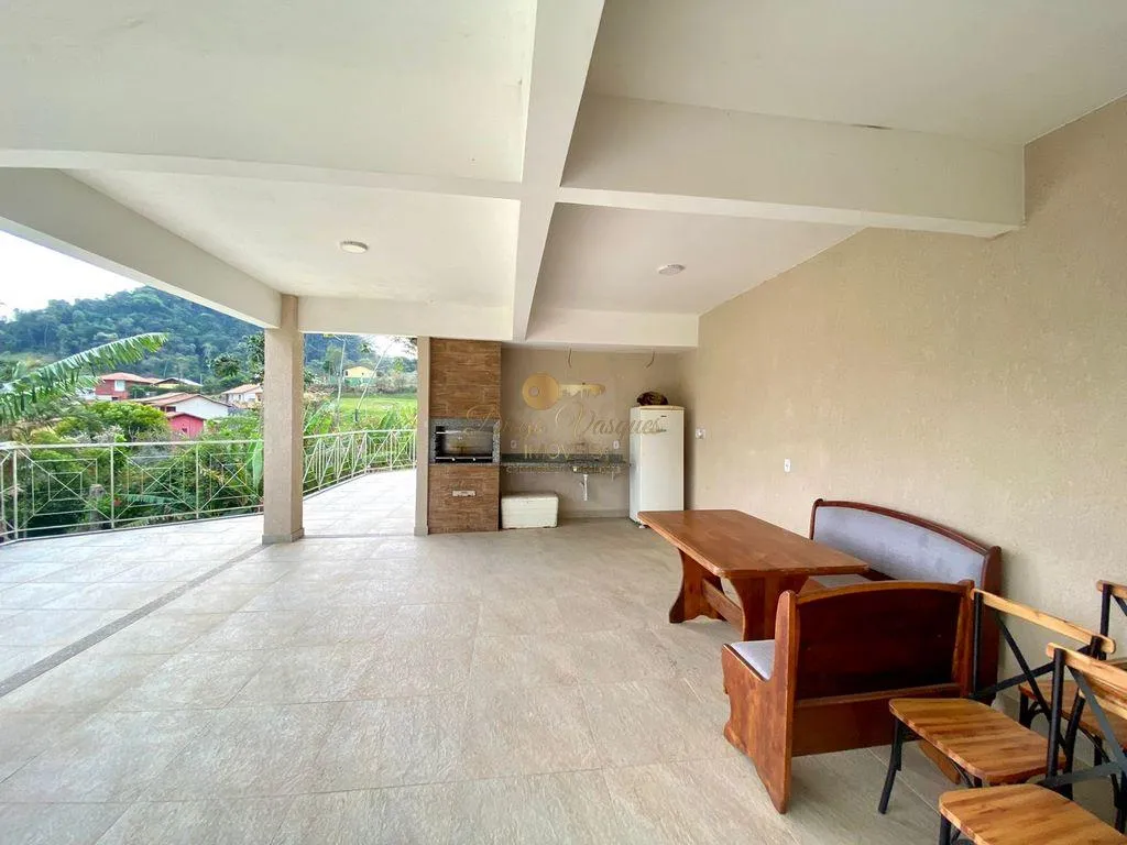 Imagem Casa em Condomínio para Venda em Teresópolis / RJ no bairro Vargem Grande