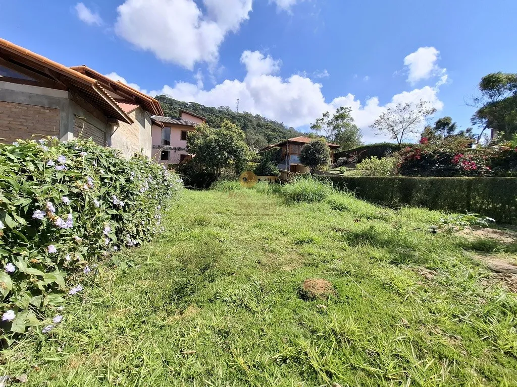 Imagem Terreno em Condomínio para Venda em Teresópolis / RJ no bairro Vargem Grande