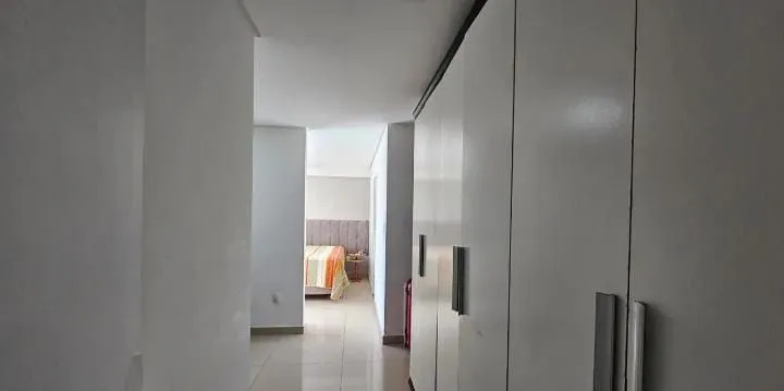 Imagem Apartamento de 137 m² com 3 suítes no Jardim Oceania, a 300m do mar e dos Parques Parahyba. Andar alto, varanda gourmet e lazer completo.