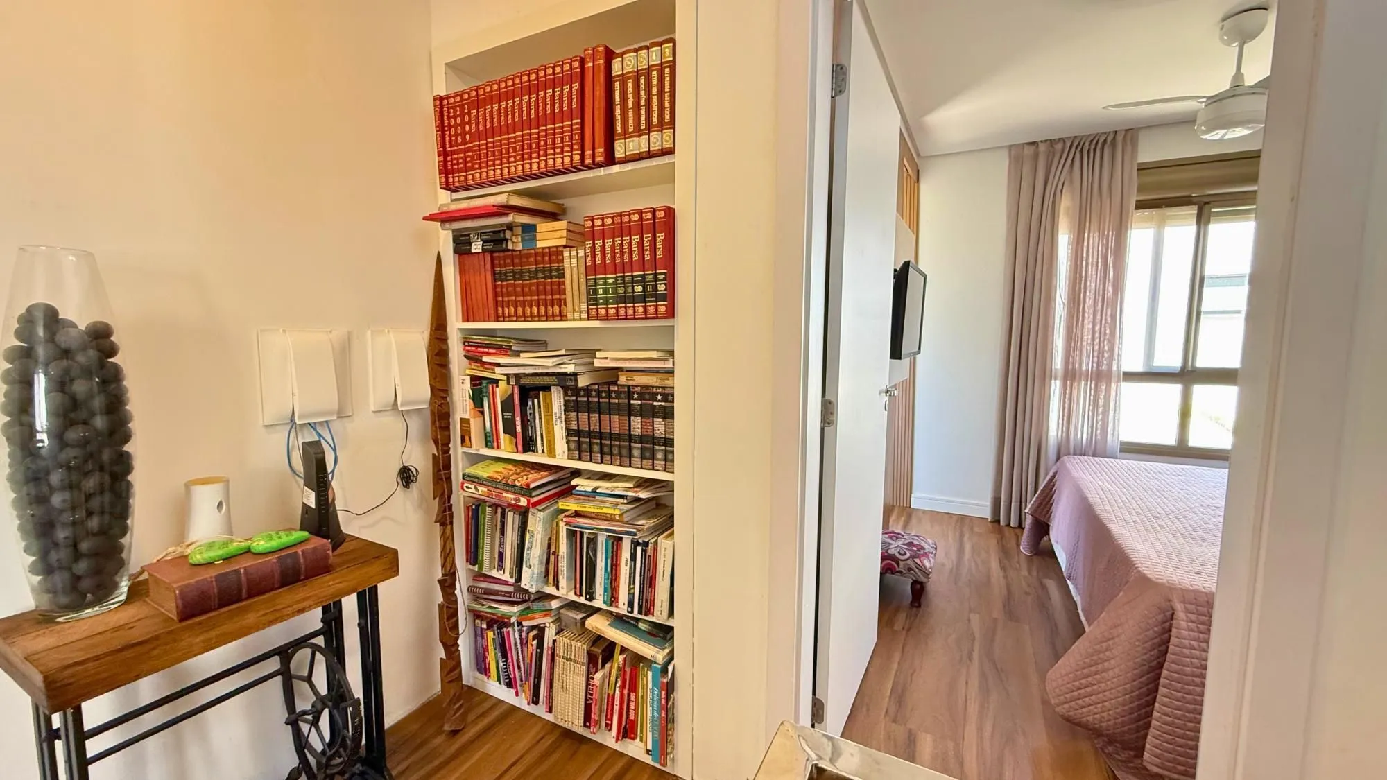 Imagem Casa em condomínio com 3 suítes à venda - Jardim Planalto, Porto Alegre