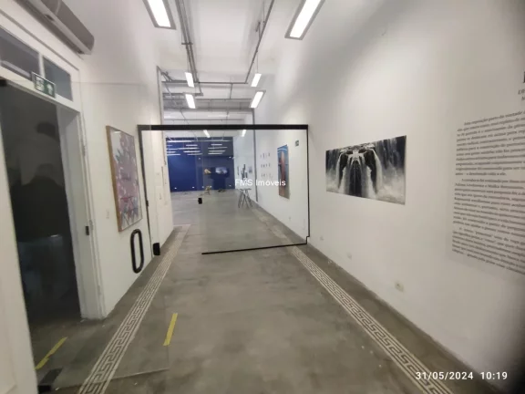 Imagem Prédio Comercial Inteiro de 1.000m² na Vila Olímpia, São Paulo - Locação Imperdível!