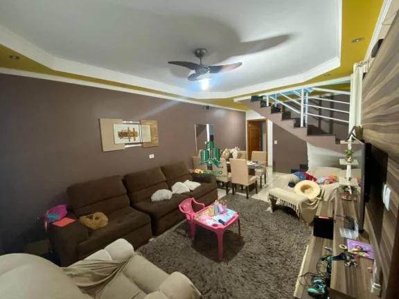 Sobrado com 3 dormitórios à venda, 200 m² por R$ 890.000,00 - Parque Flamengo - Guarulhos/SP