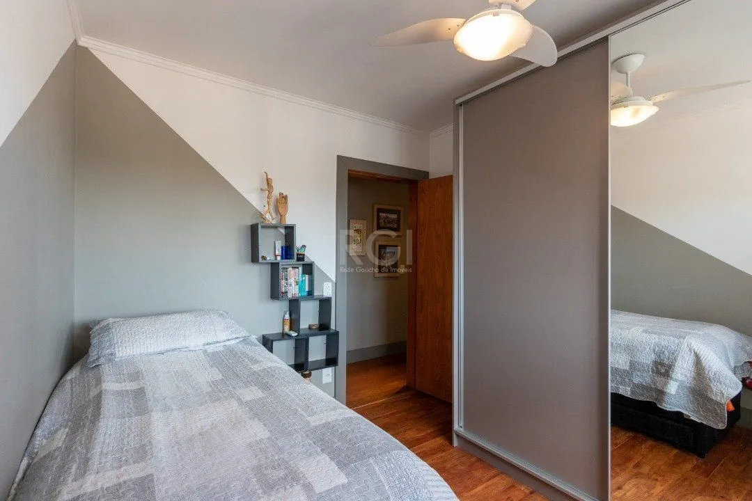 Imagem Cobertura para Venda - 234.17m², 3 dormitórios, sendo 1 suites, 2 vagas - Cristal