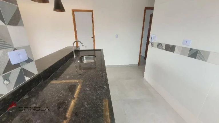Imagem Casa com 2 dormitórios à venda, 60 m² por R$ 335.000,00 - Maracanã - Praia Grande/SP