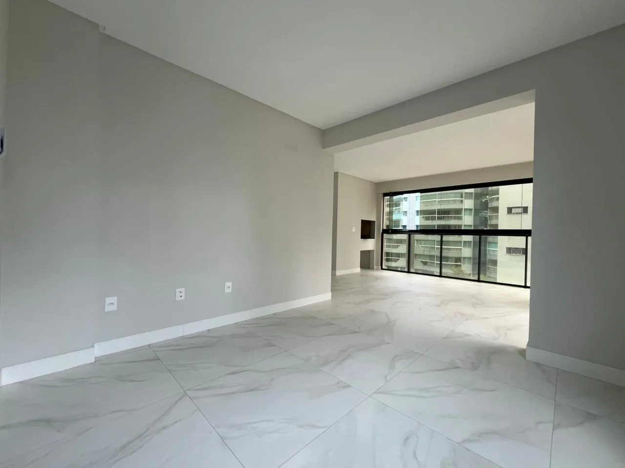 Imagem Apartamento à venda com 125m2 por R$ 1.980.000,00