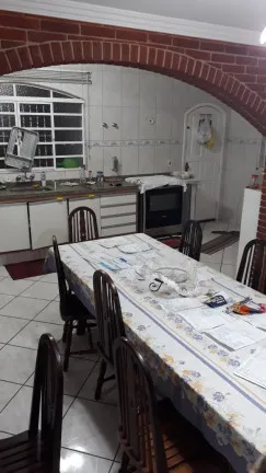 Imagem Sobrado com 4 Quartos à Venda,  em Jardim Stella - Santo André