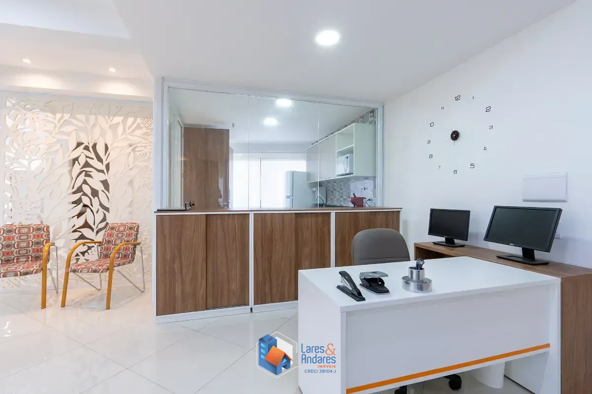 Imagem Conjunto comercial para venda em Jardim Caboré, 114m²