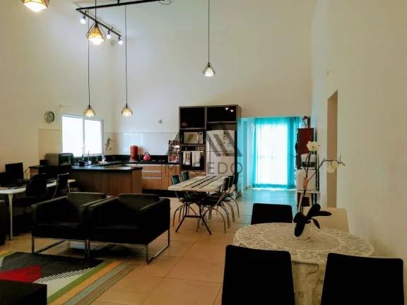 Imagem Casa em frente a Área Preservada - Ninho Verde 1