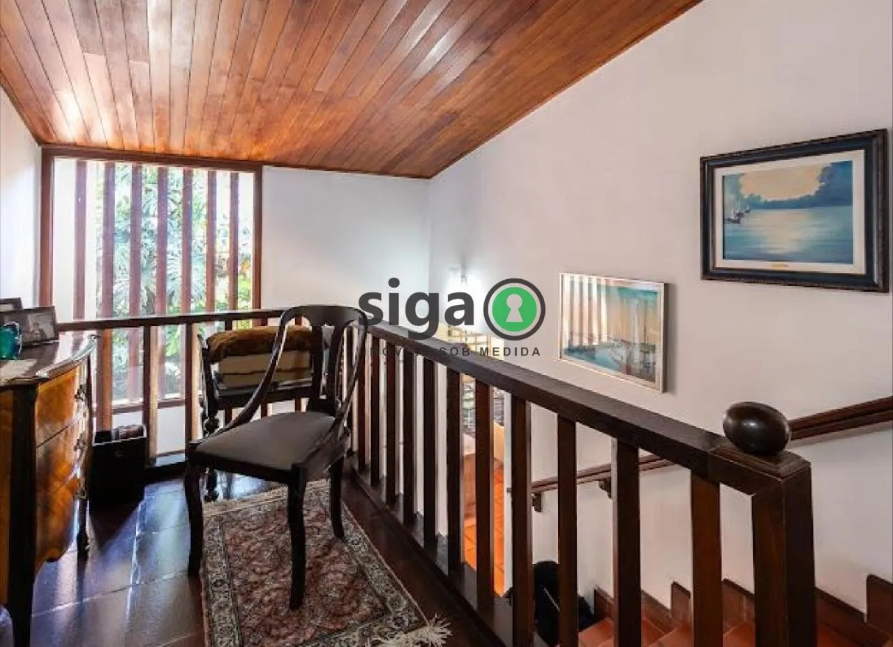 Imagem CASA À VENDA EM RUA FECHADA JARDIM EVEREST - VISTA PARA O JÓQUEI CLUB