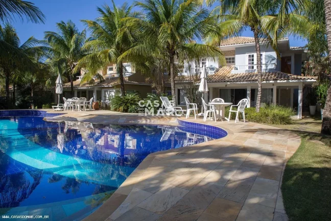 Imagem Imperdível: Casa em Condomínio de Luxo em Geribá, Búzios-RJ! 4 quartos, 4 suítes, 5 banheiros, 2 vagas, 300m². Venha conferir!