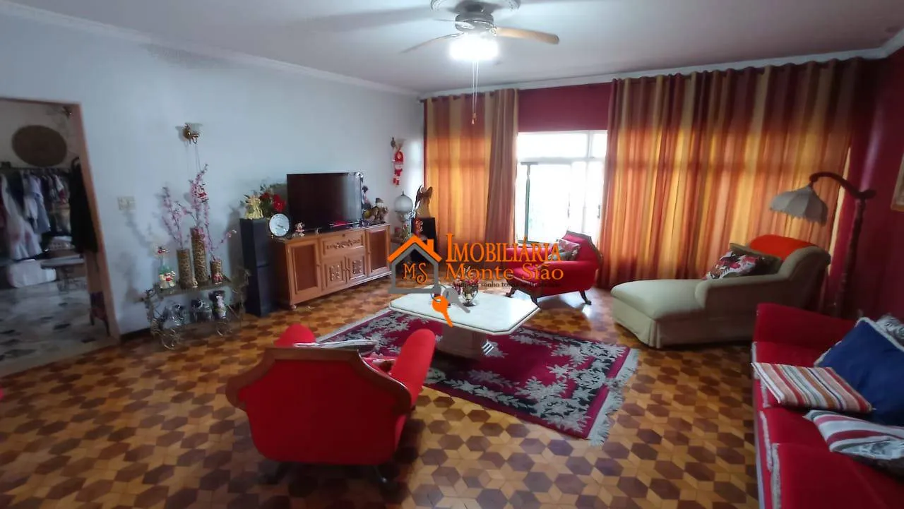 Imagem Casa com 2 dormitórios à venda, 400 m² por R$ 1.200.000,00 - Vila Galvão - Guarulhos/SP