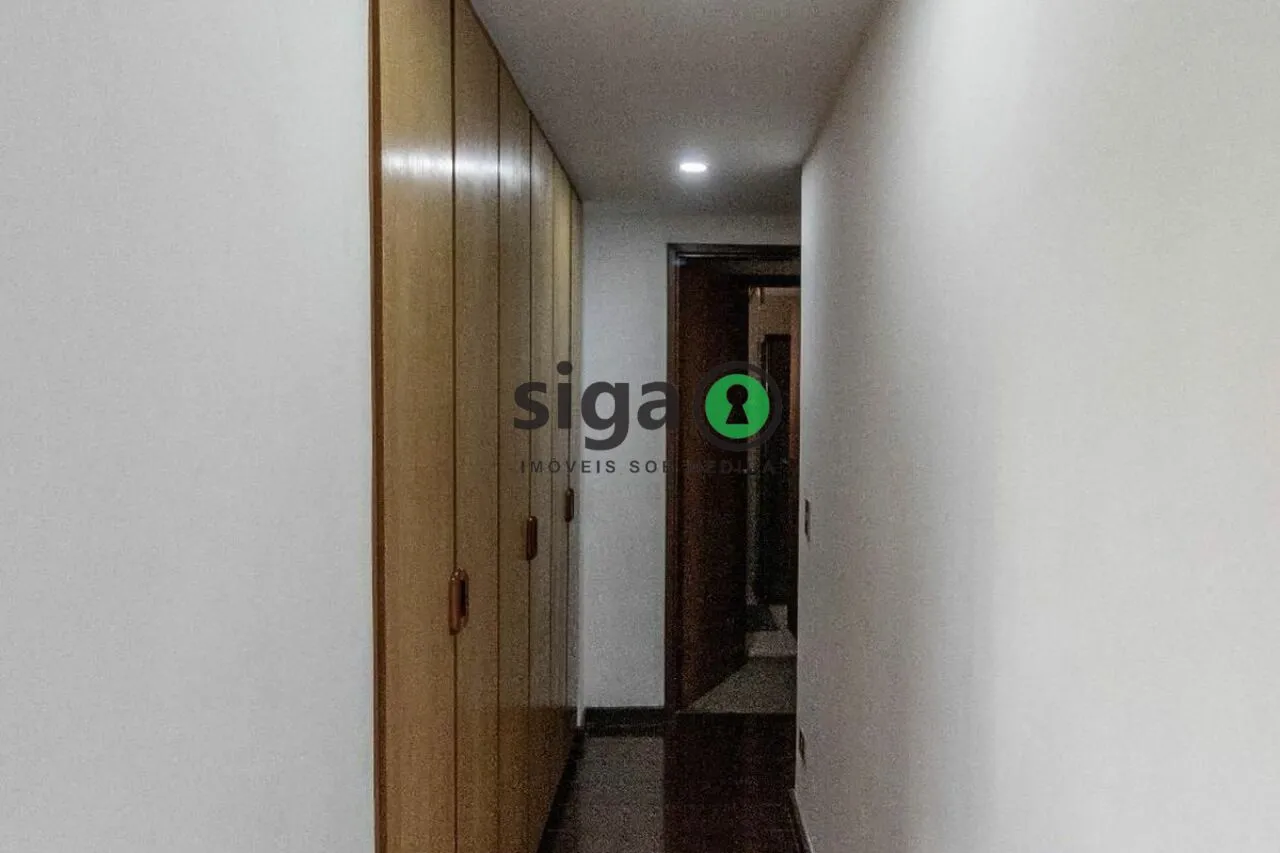 Imagem Apartamento em Moema de 4 Quartos com 4 Vagas - 275m² à Venda.