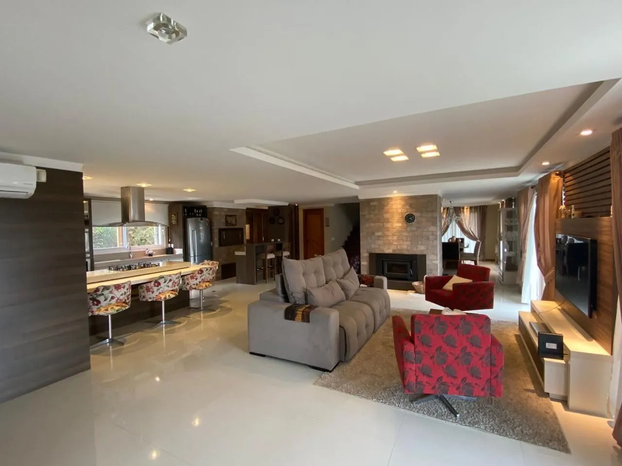 Imagem Casa à venda em Gramado, Portico, com 3 quartos, 288m2