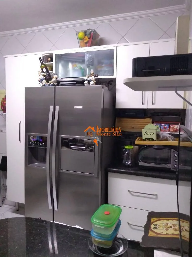 Imagem Sobrado com 3 dormitórios à venda, 160 m² por R$ 670.000,00 - Jardim Santa Clara - Guarulhos/SP