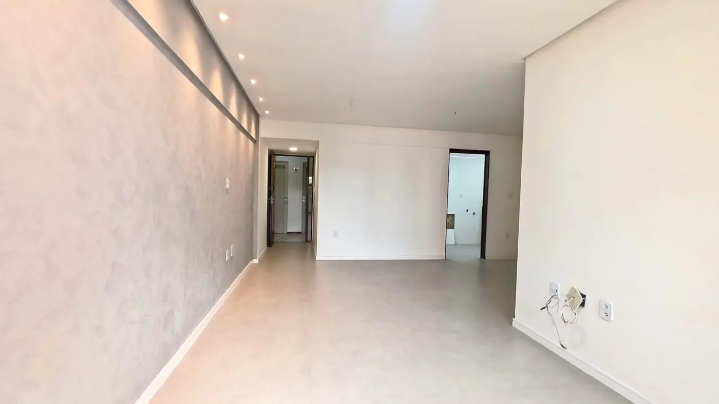 Foto do imóvel Apartamento para Venda em Maceió, Jatiúca, 3 dormitórios, 1 suíte, 3 banheiros, 2 vagas