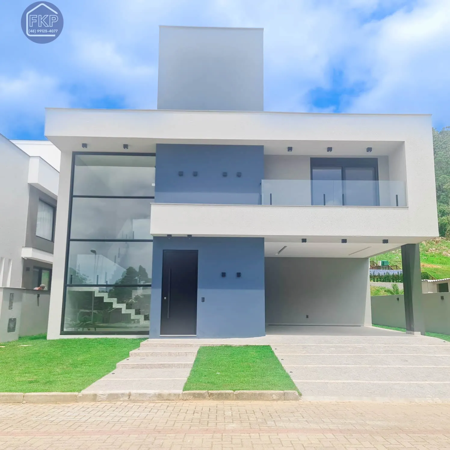 Foto do imóvel Casa Alto Padrão 4 suítes! em Rua Três Marias, 285 - Ingleses do Rio Vermelho, Florianópolis - SC