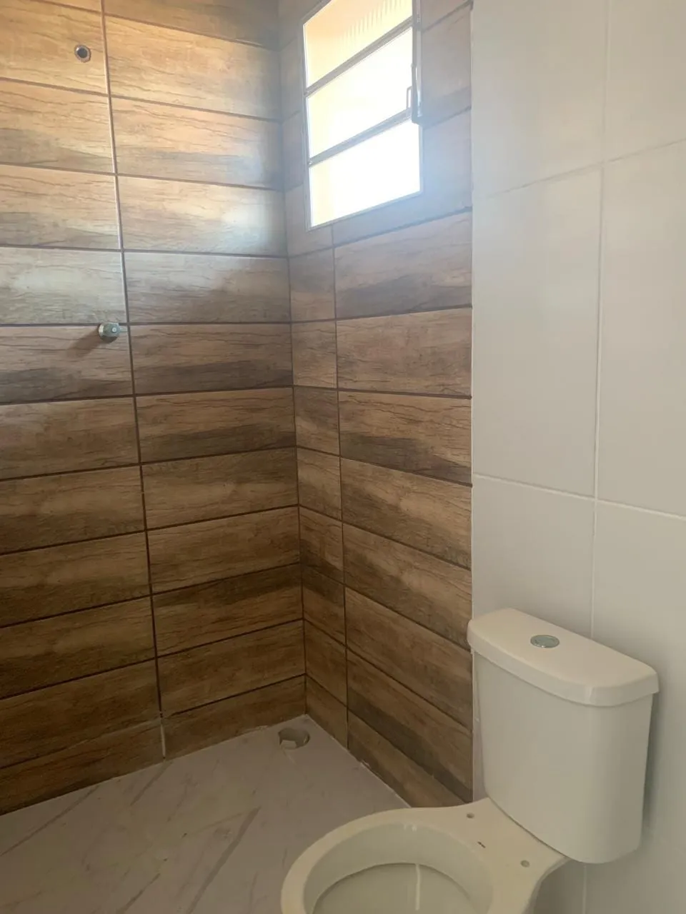 Imagem Casa à venda 2 Quartos, 2 Vagas, 125M², Residencial e Comercial Portal dos Eucaliptos, Pindamonhangaba - SP