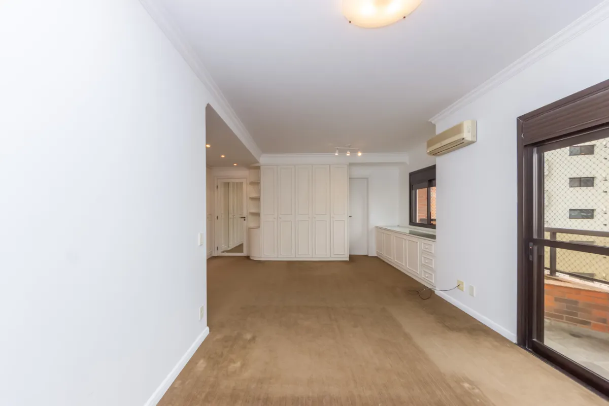 Imagem Apartamento para venda em Vila Andrade com 3 quartos, sendo 1 suíte, 213m2