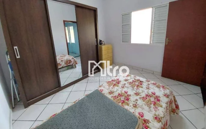 Imagem Casa com 5 dormitórios à venda, 266 m² por R$ 600.000,00 - Santa Rita - Guaratinguetá/SP