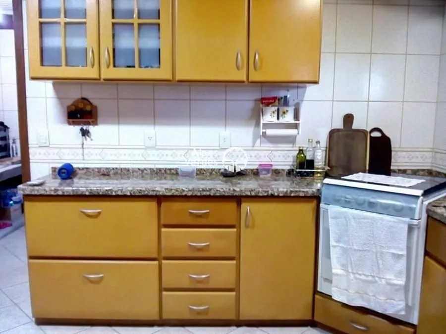 Imagem Vende-se Casa em Condominio com 3 suites a 5 minutos da Rua Coberta