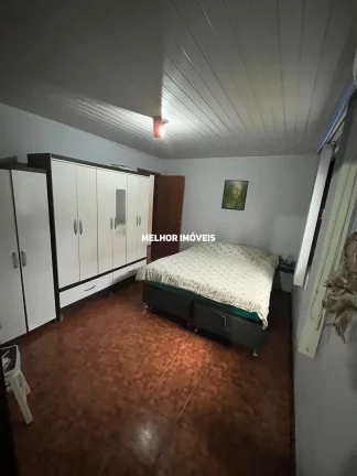 Imagem Casa a venda com 03 dormitórios localizado no Bairro São Vicente em Itajaí