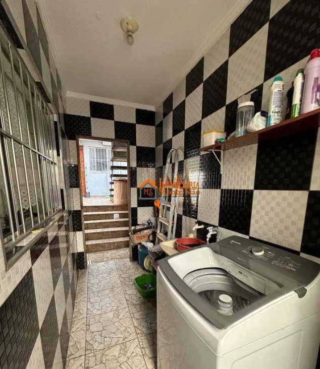 Imagem Sobrado com 5 dormitórios à venda, 155 m² por R$ 636.000,00 - Jardim Vila Galvão - Guarulhos/SP