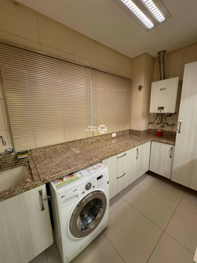Foto do imóvel Vende-se apto no centro de Gramado- 4 Quartos- R$4.250.000,00