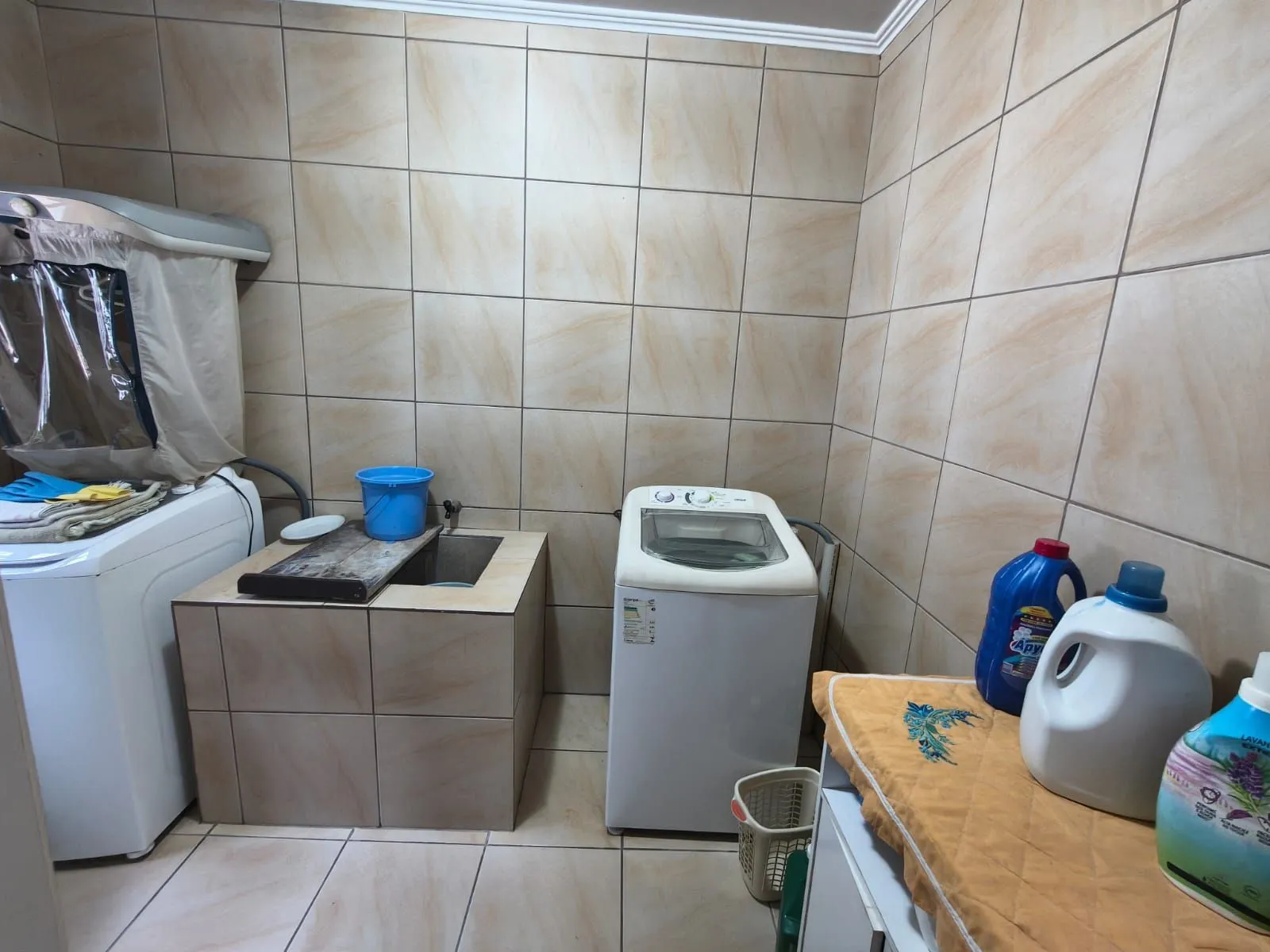 Imagem Casa a Venda Av Juca Batista - Porto Alegre/RS